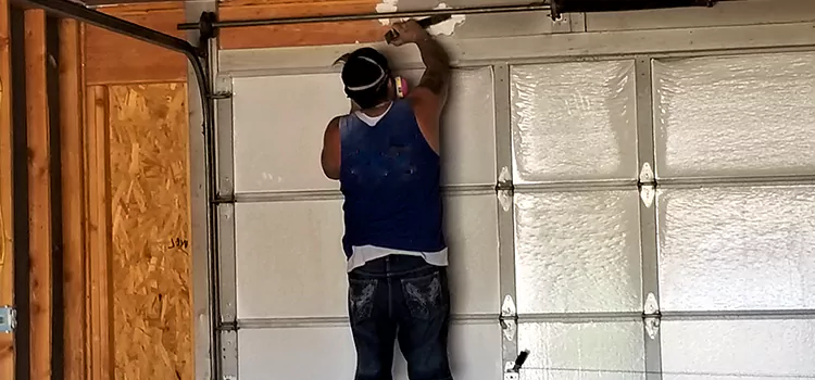 Specialized Garage Door Panel Solutions in Lauderdale Lakes, FL