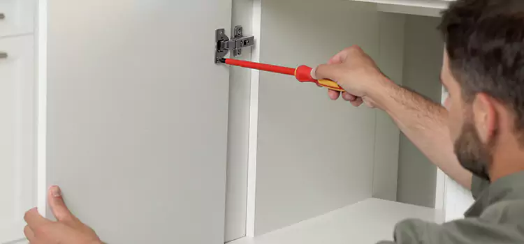 Screen Door Hinge Repair Lauderdale Lakes