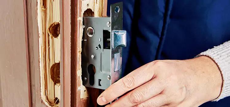 Garage Door Lock Replacement Lauderdale Lakes